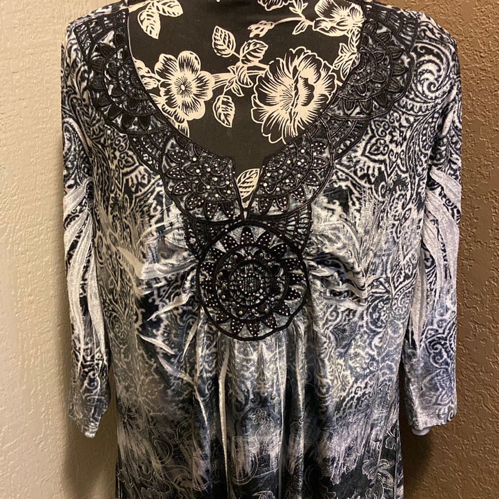 NWOT One World tunic